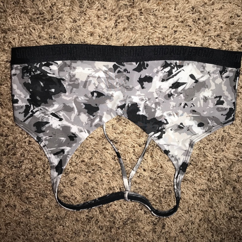 Under armor sports bra
